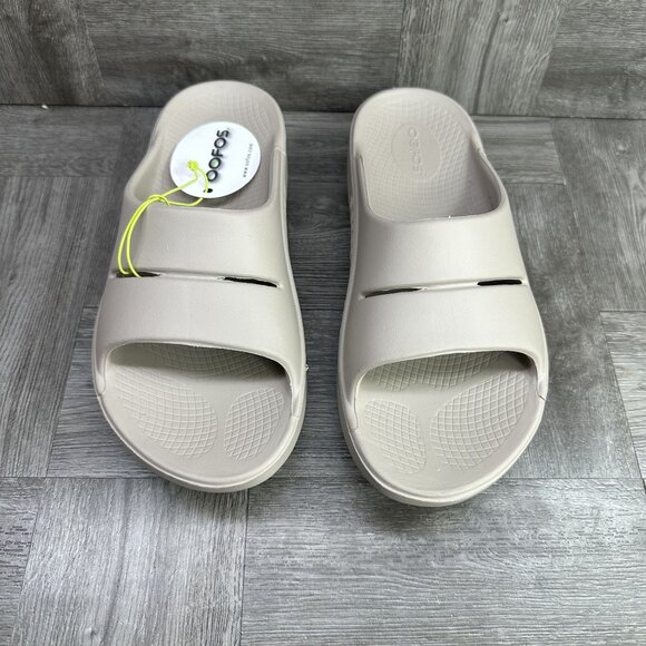 OOFOS NOMAD Women's size 10/EURO 41 Tan Sandals - Picture 3 of 6